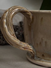 Load image into Gallery viewer, Elegant Mug