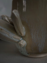 Load image into Gallery viewer, Crystal Handle Mug